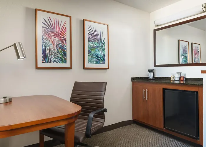 Hyatt Place Fort Lauderdale Airport/Cruise Port